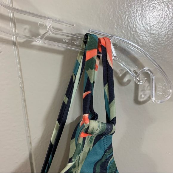 Kona Sol Medium Coverage Green Multi Tropical One Piece Swimsuit S 4 6 NEW - Picture 4 of 11